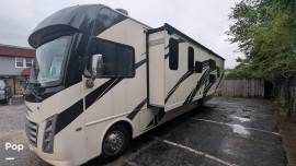 2022 Thor Motor Coach A.C.E. 32.3, $ 132,000