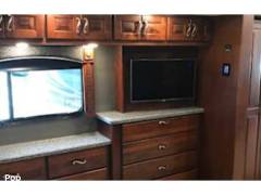 2017 Monaco Diplomat 43S, $ 195,000