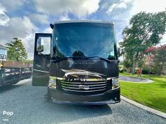 2016 Newmar Ventana 4381, $ 217,000