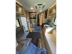 2017 Winnebago Fuse 23T, $ 52,900
