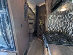 2019 Winnebago Fuse 23T, $ 75,000