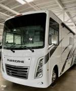 2024 Thor Motor Coach Hurricane 34R, $ 169,900