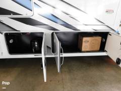 2024 Thor Motor Coach Hurricane 34R, $ 169,900