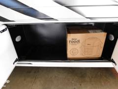 2024 Thor Motor Coach Hurricane 34R, $ 169,900