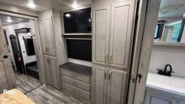 2021 Keystone Alpine 3790FK, $ 54,750