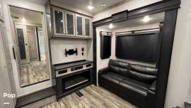 2021 Keystone Alpine 3790FK, $ 54,750