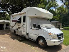 2008 Itasca Navion 24H, $ 31,000