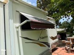 2008 Itasca Navion 24H, $ 31,000