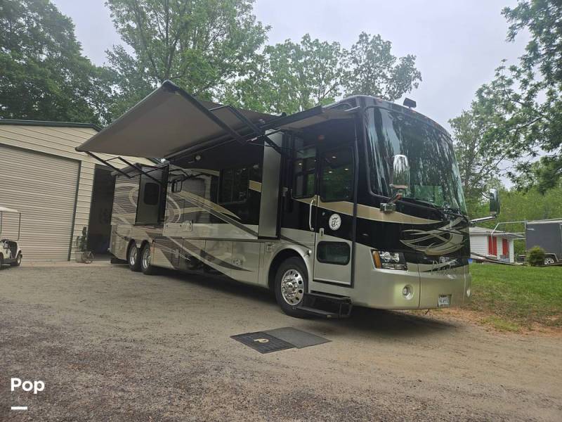 2010 Tiffin Phaeton 42QBH, $ 123,000