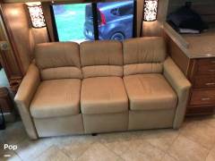 2010 Tiffin Phaeton 42QBH, $ 123,000