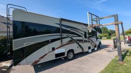 2020 Thor Motor Coach Quantum WS31, $ 79,000