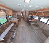 2006 Winnebago Tour 40KD, $ 45,000