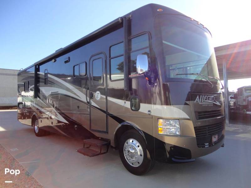 2014 Tiffin Allegro Open Road 36LA, $ 79,900