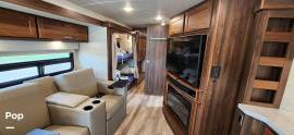2022 Winnebago Forza 38W, $ 169,000