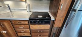 2022 Winnebago Forza 38W, $ 169,000