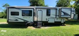 2021 Forest River Sandpiper 368FBDS, $ 52,000