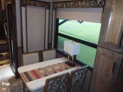 2018 Vanleigh RV Beacon 40FLB, $ 69,900
