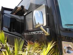 2022 Thor Motor Coach Challenger 37FH, $ 132,000