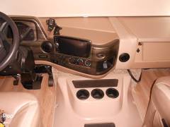 2022 Thor Motor Coach Challenger 37FH, $ 132,000