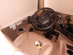 2022 Thor Motor Coach Challenger 37FH, $ 132,000