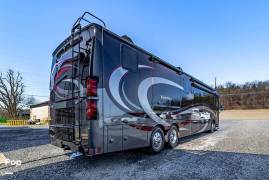 2022 Thor Motor Coach Venetian F42, $ 259,999