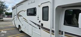 2013 Thor Motor Coach Four Winds 31L, $ 35,400
