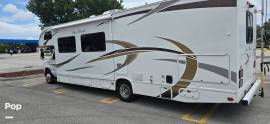 2013 Thor Motor Coach Four Winds 31L, $ 35,400