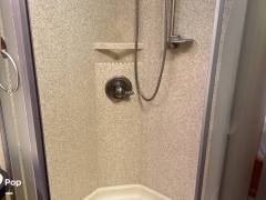 2006 Newmar Essex 4104, $ 85,000