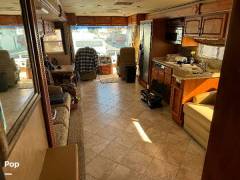 2008 Monaco Knight 40SKQ, $ 68,000