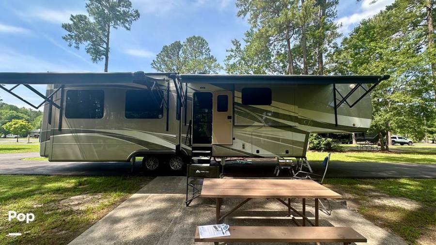 2021 DRV Mobile Suites 39DBRS3, $ 105,000