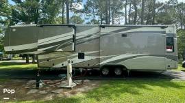 2021 DRV Mobile Suites 39DBRS3, $ 105,000