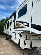 2021 KZ Durango Gold G387FLF, $ 55,000