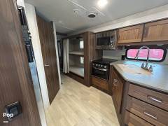 2021 Winnebago Vista 31B, $ 109,000