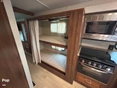 2021 Winnebago Vista 31B, $ 109,000