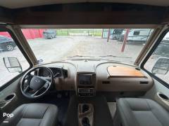 2021 Winnebago Vista 31B, $ 109,000