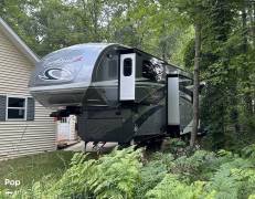 2019 Forest River Cardinal Luxury 3700FLX, $ 55,400