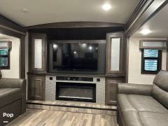 2019 Forest River Cardinal Luxury 3700FLX, $ 55,400