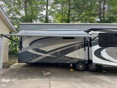 2019 Forest River Cardinal Luxury 3700FLX, $ 55,400