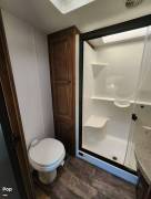 2015 Heartland Bighorn 3010RE, $ 22,000