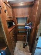 2015 Heartland Bighorn 3010RE, $ 22,000