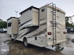 2015 Winnebago Vista 27N, $ 44,000
