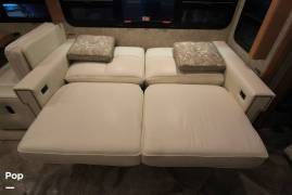 2015 Winnebago Journey 36M, $ 134,900