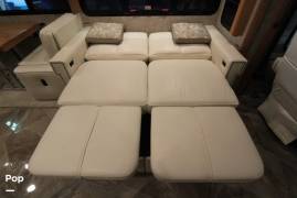 2015 Winnebago Journey 36M, $ 134,900