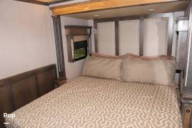 2022 Vanleigh RV Beacon 42RDB, $ 114,998