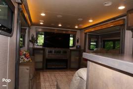 2022 Vanleigh RV Beacon 42RDB, $ 114,998
