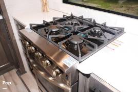 2022 Vanleigh RV Beacon 42RDB, $ 114,998