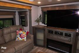 2022 Vanleigh RV Beacon 42RDB, $ 114,998