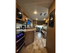 2021 Thor Motor Coach Chateau 28Z, $ 78,300