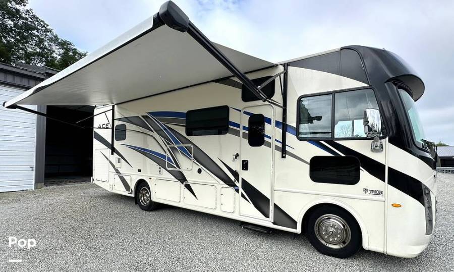 2022 Thor Motor Coach A.C.E. 30.3, $ 99,995