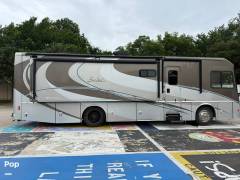 2014 Itasca Solei 34T, $ 97,000